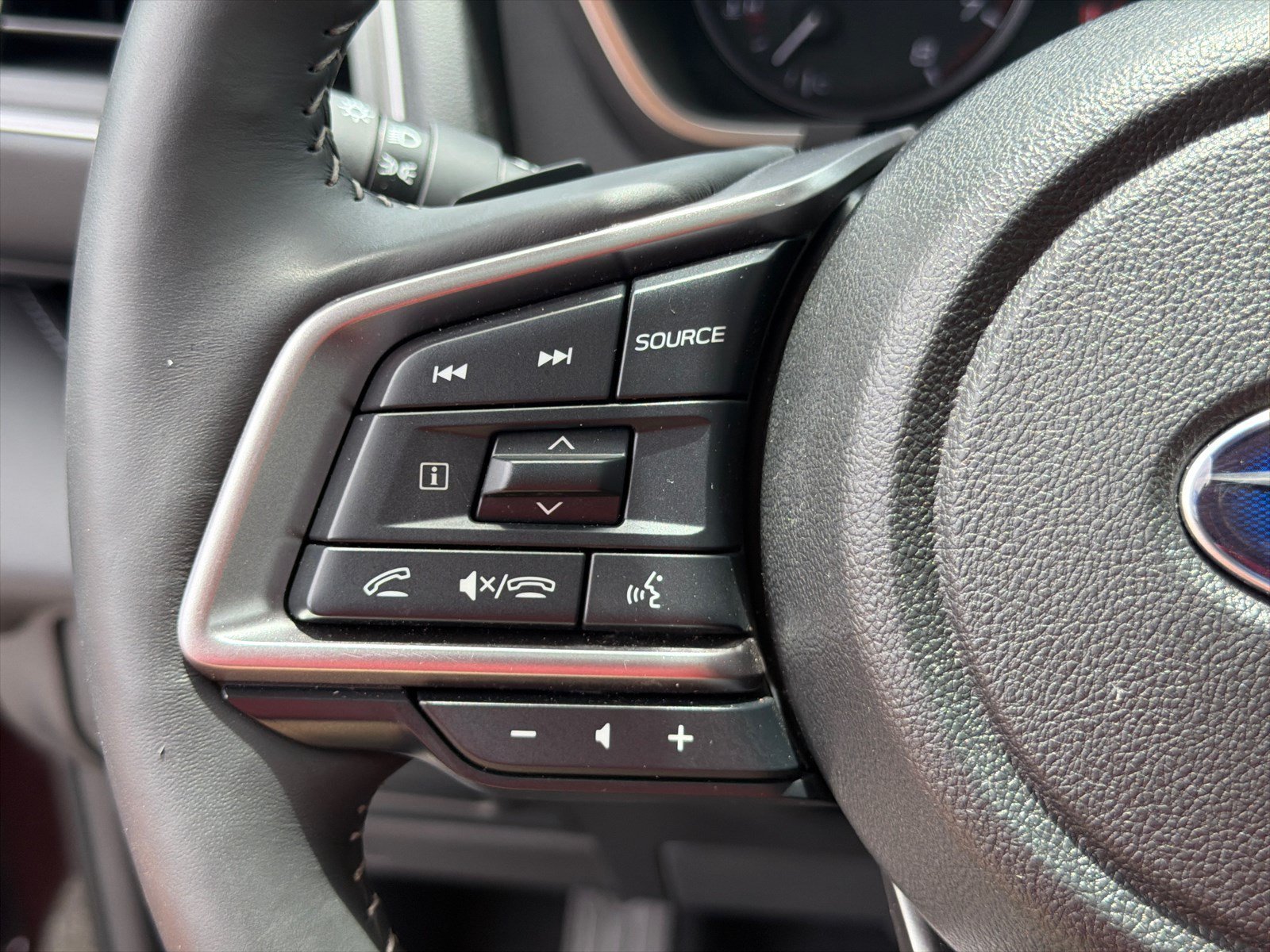 Used 2025 Dark Mahogany Pearl Subaru Touring image 25