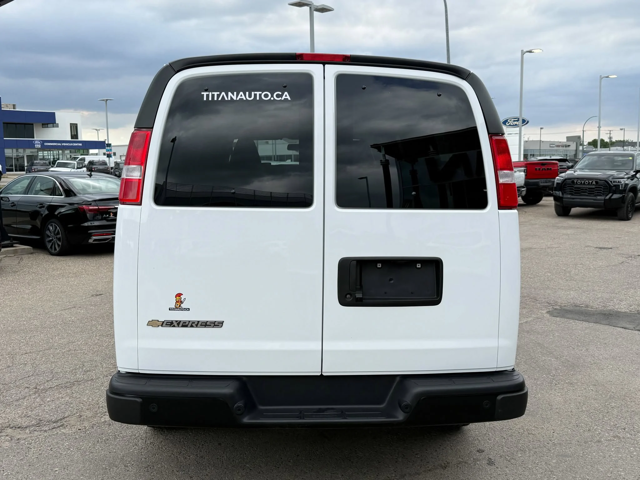 Certified Used 2025 Summit White Chevrolet LS Passenger*12 Pass | 6.6L V8 | Remote Start | Rear Climate | Htd Mirrors | Rubber Lined Flooring image 23