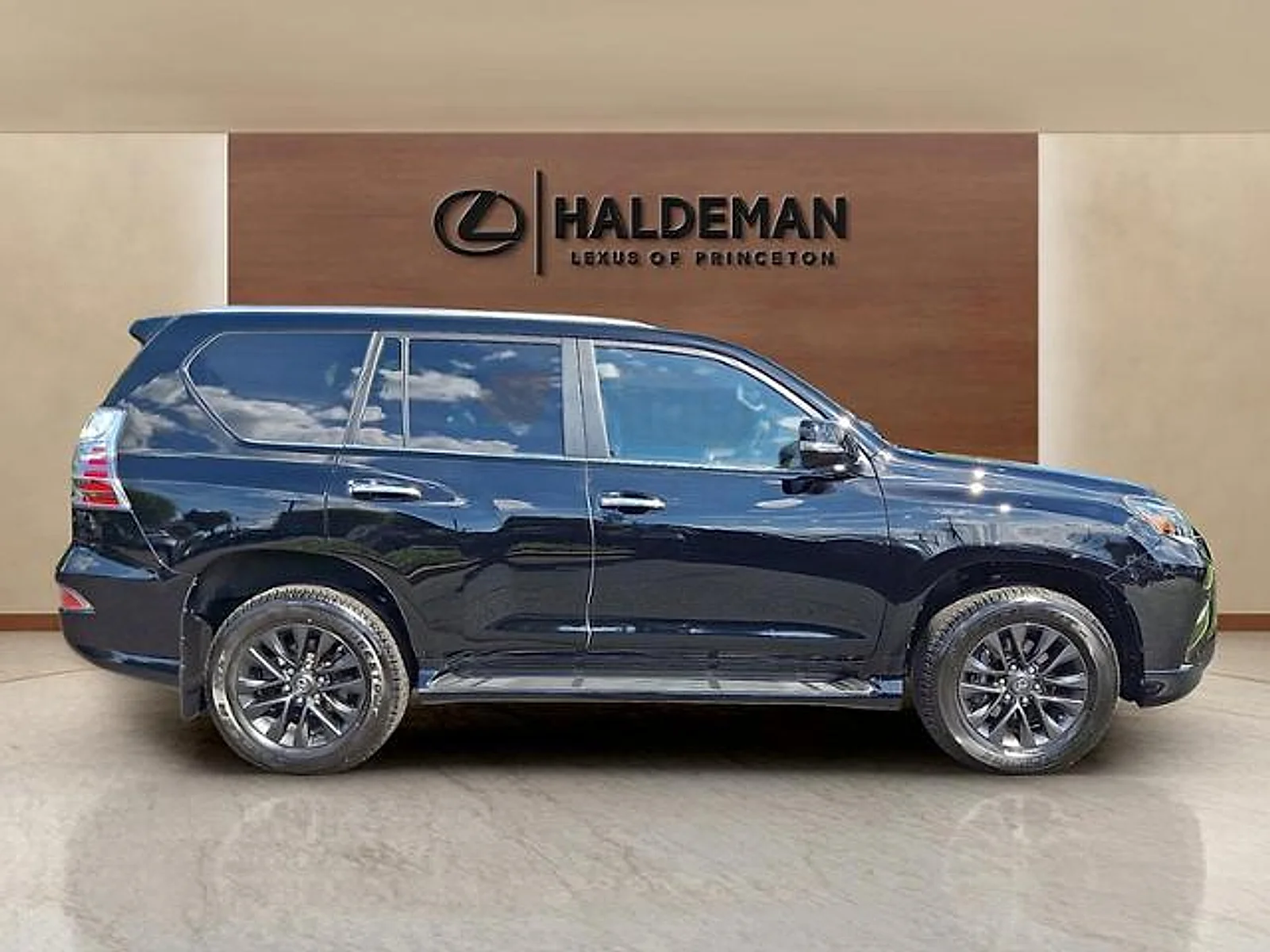 Certified Used 2023 Black Onyx Lexus Premium image 7