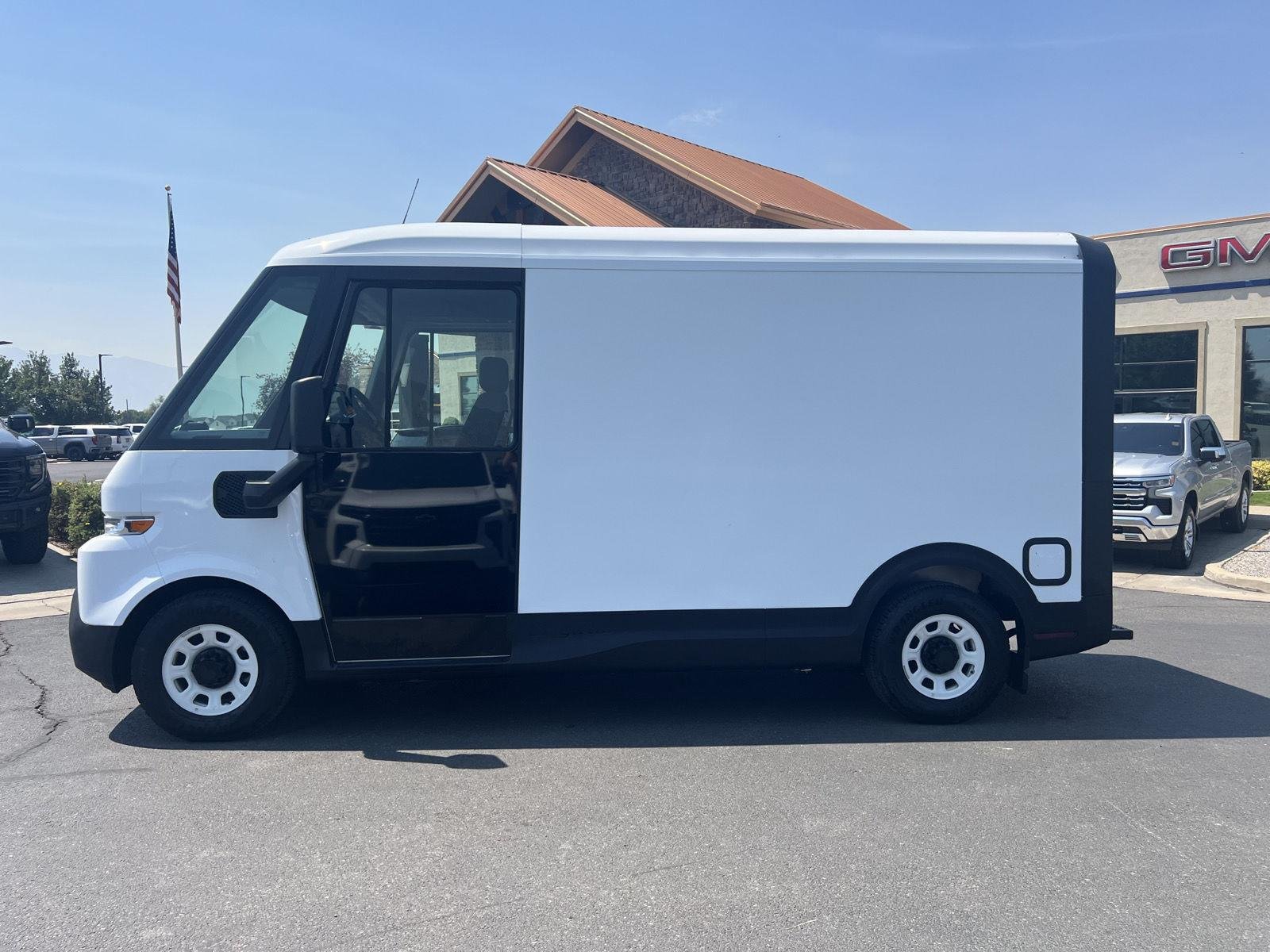 Used 2024 Chevrolet BrightDrop Zevo 400 with VIN 2G5ZJ2TY3R9102405 for sale in Logan, UT