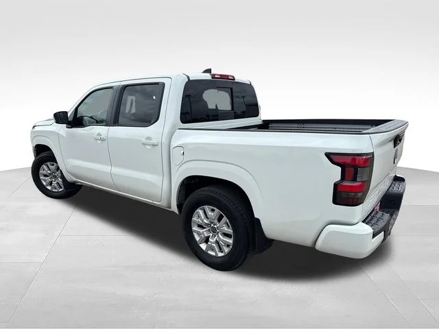 Used 2024 White Nissan SV image 6