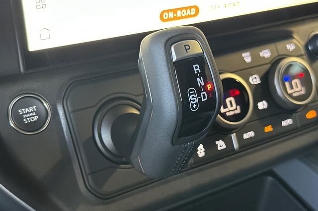 New 2026 Woolstone Green Land Rover S image 21