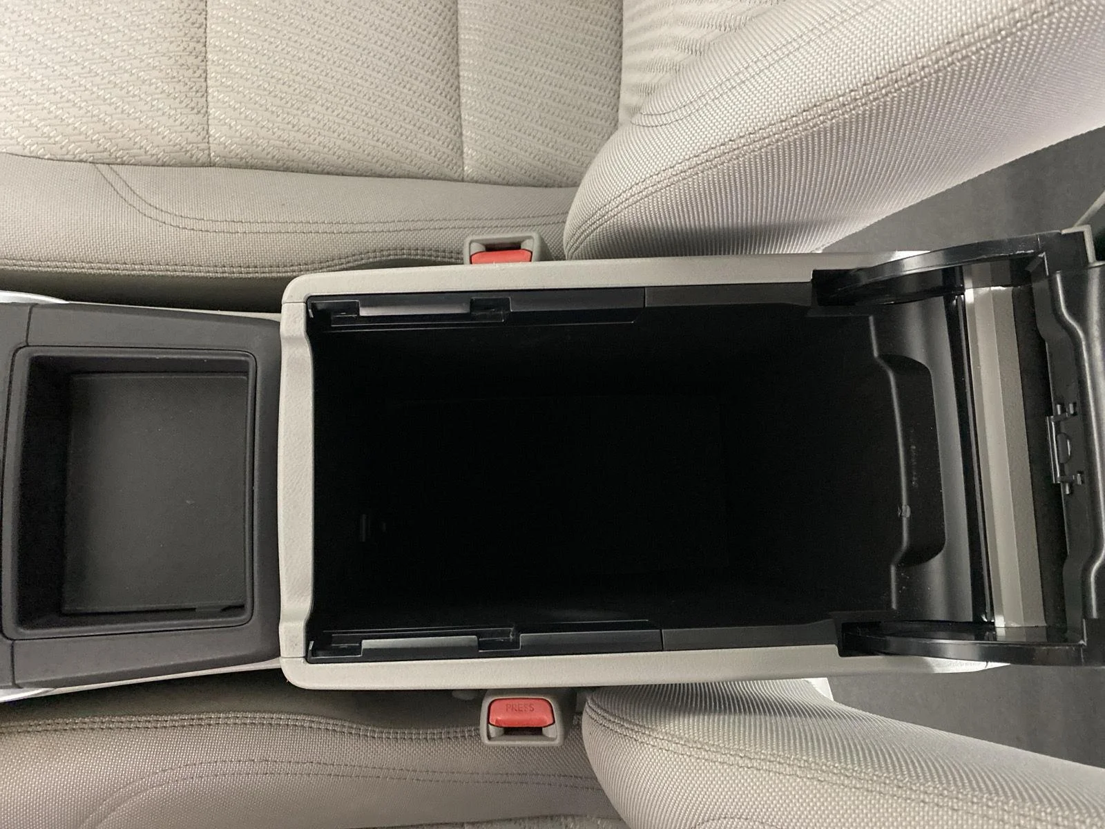 Used 2017 Predawn Gray Mica Toyota LE image 11