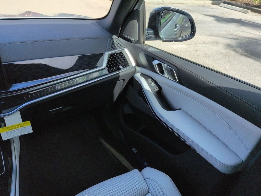 New 2026 Brooklyn Grey Metallic BMW xDrive40i image 17