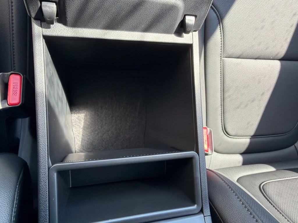 New 2027 Phantom Black Hyundai SE image 27