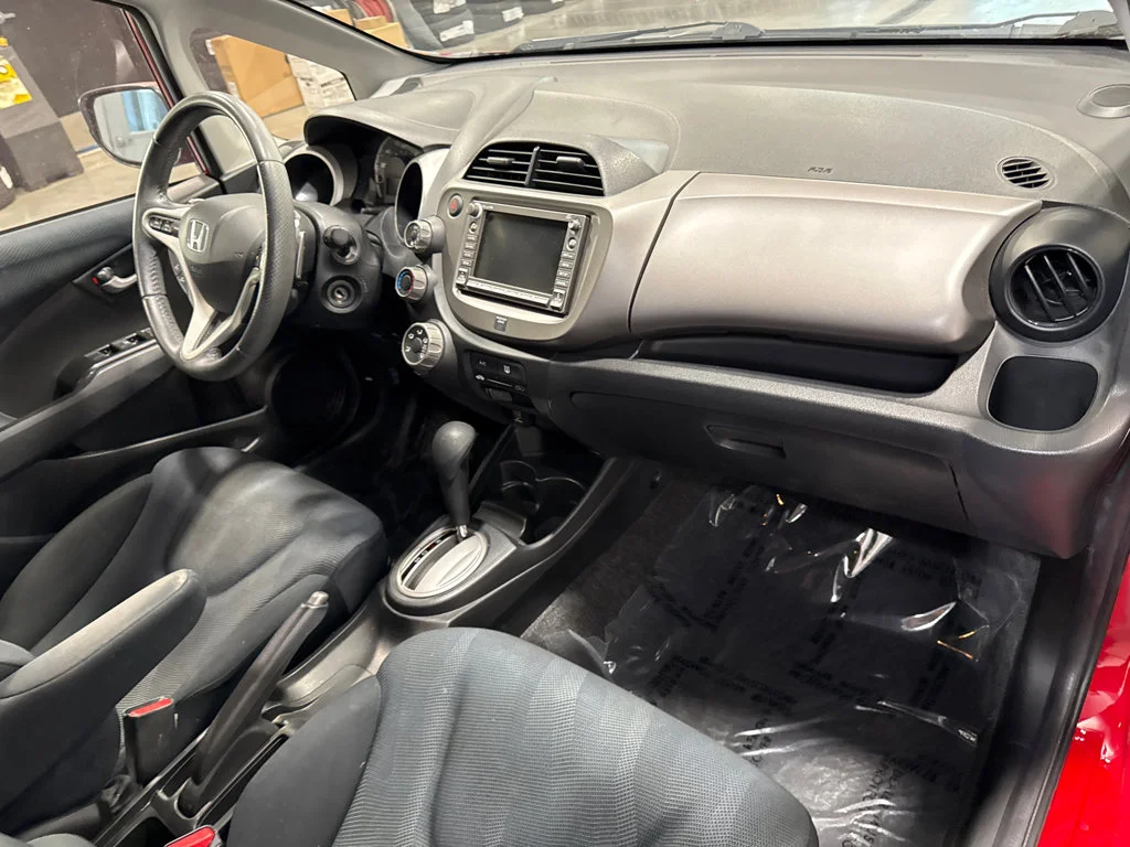 Used 2009 Red Honda Sport image 14