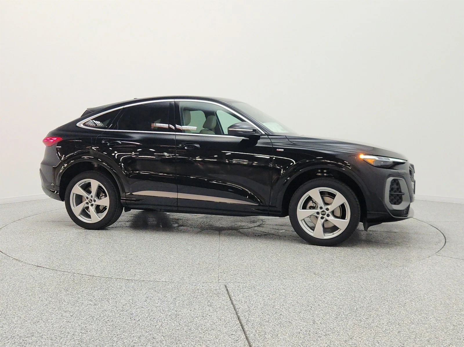 New 2026 Mythos Black Metallic Audi Premium Plus 2.0 TFSI quattro image 4