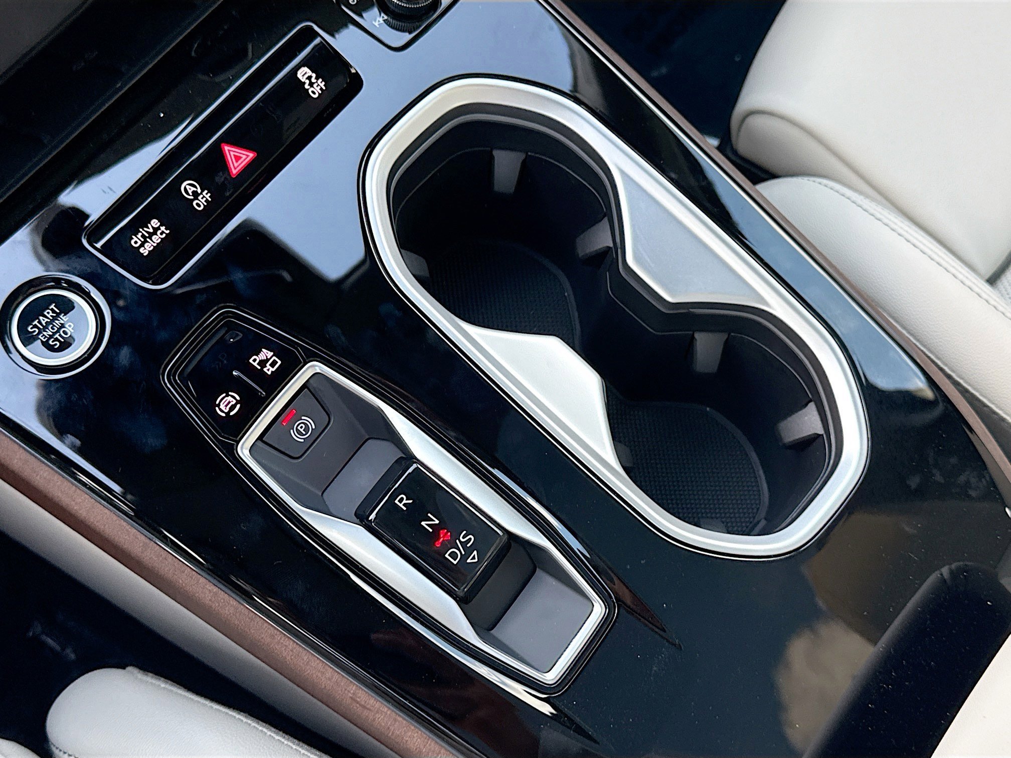 New 2026 Glacier White Metallic Audi Premium image 27