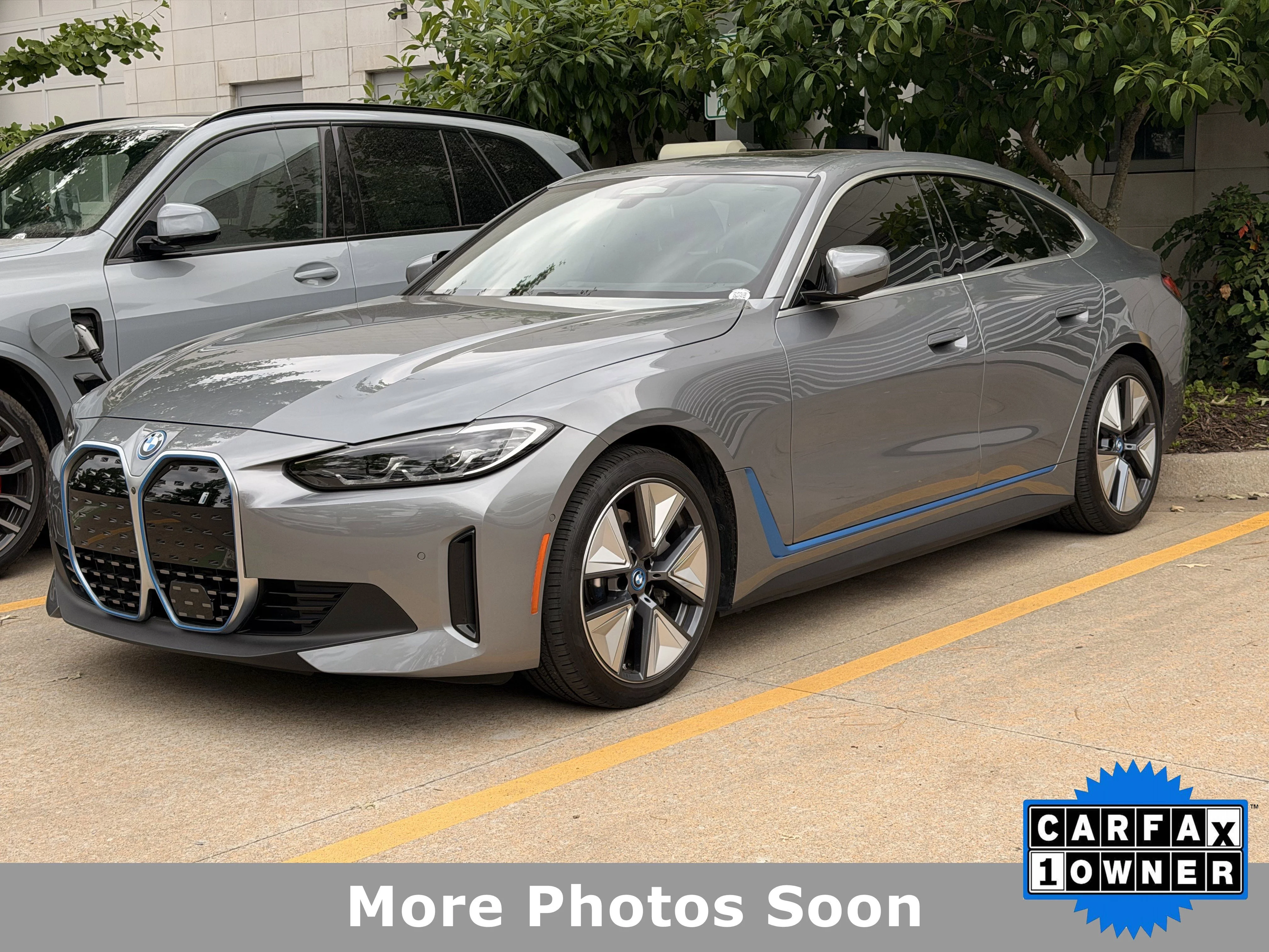 2023 BMW i4 eDrive35's photo
