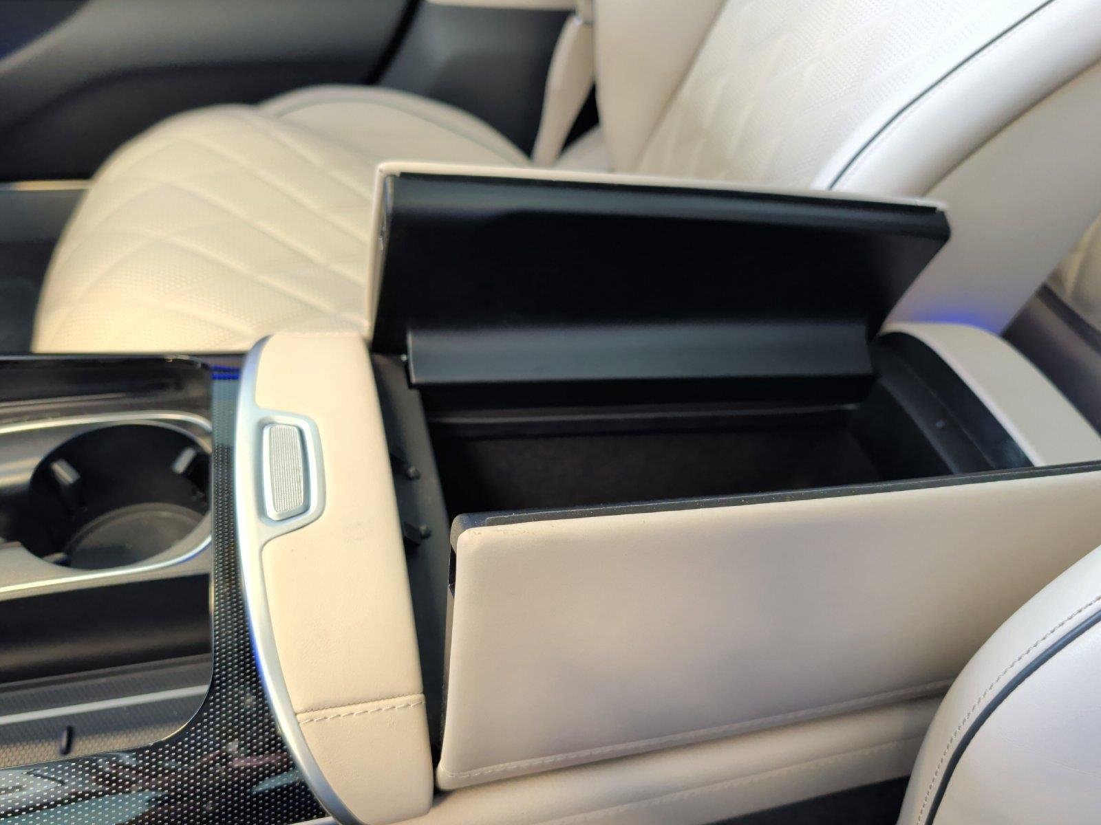 Used 2023 MANUFAKTUR Diamond White Mercedes-Benz S 580 image 29
