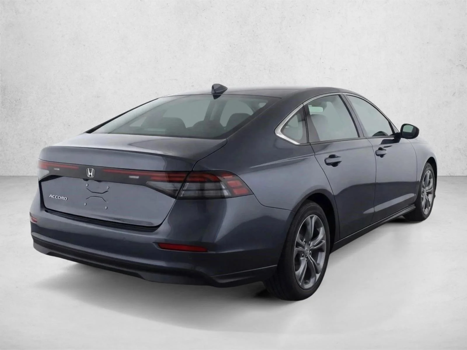 Used 2024 Meteorite Gray Metallic Honda EX image 7