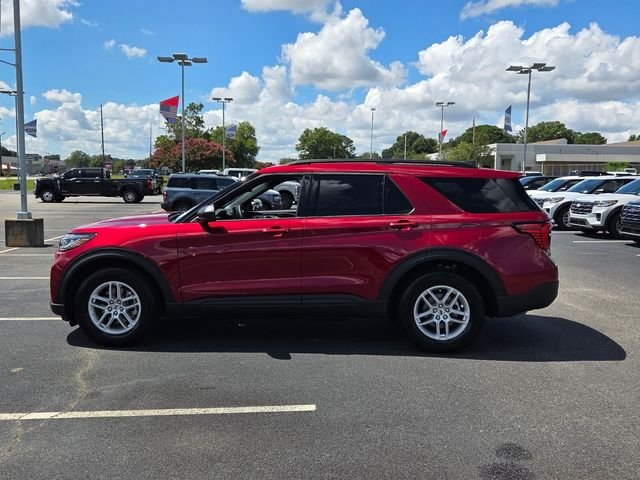 New 2027 Red Ford Active image 32