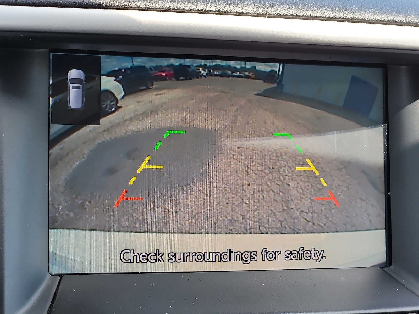 Used 2019 White Nissan S image 21