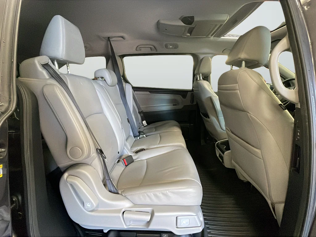 Used 2019 Gray Honda Touring image 26
