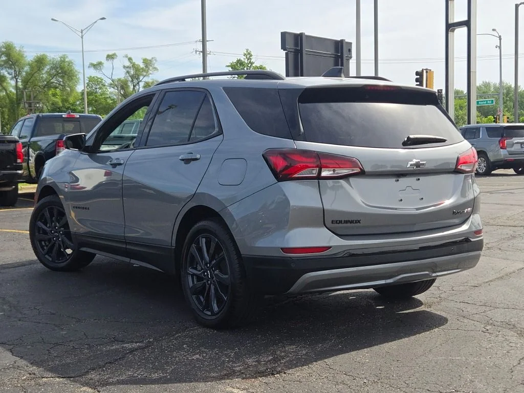 Used 2024 Gray Chevrolet RS image 14