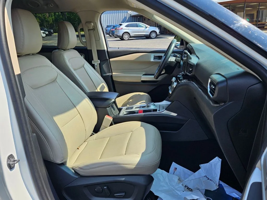 2022 Ford Explorer Limited - Photo 16