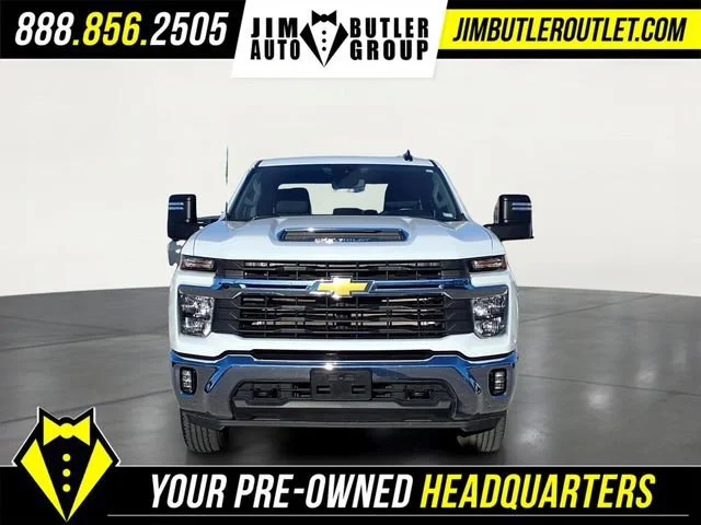 Used 2025 Summit White Chevrolet LT image 32