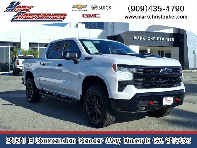 Used 2026 Summit White Chevrolet LT Trail Boss image 1