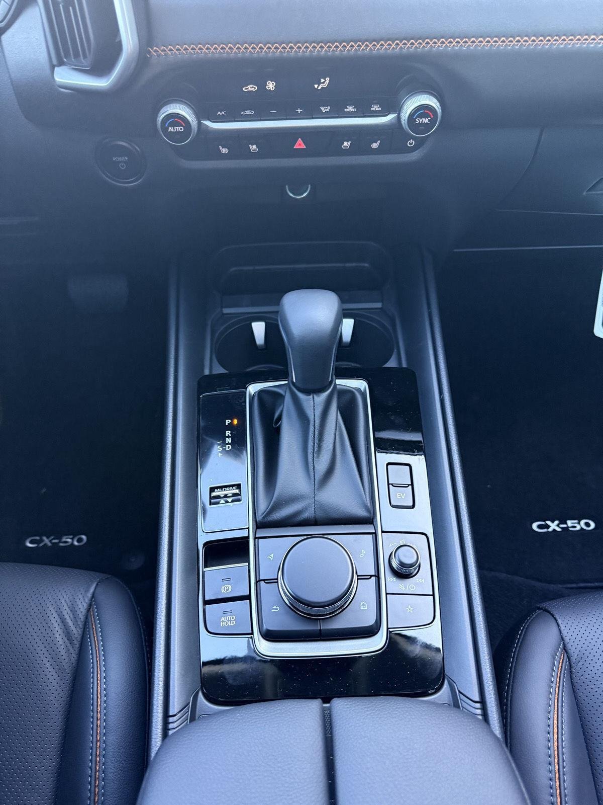 2026 Mazda CX-50 Premium - Photo 10