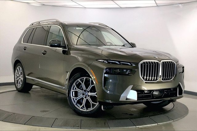 2027 BMW X7 xDrive40i 