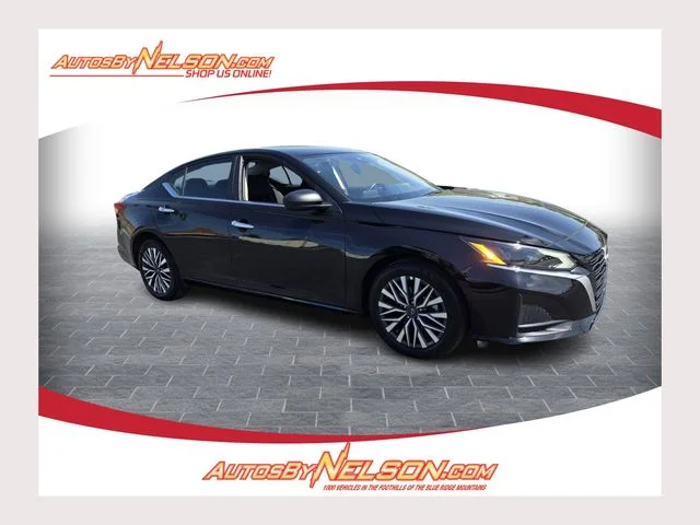 2025 Nissan Altima