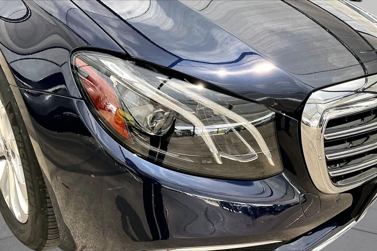 Used 2020 Lunar Blue Metallic Mercedes-Benz E 350 image 28