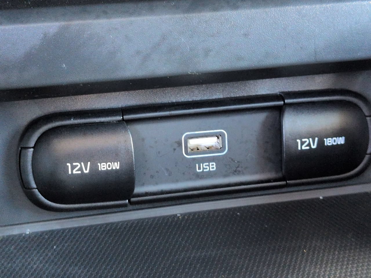 Certified Used 2023 Snow White Pearl Kia LX image 25