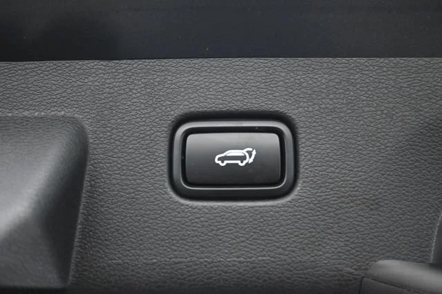 Used 2025 Gravity Gray Kia SX image 25