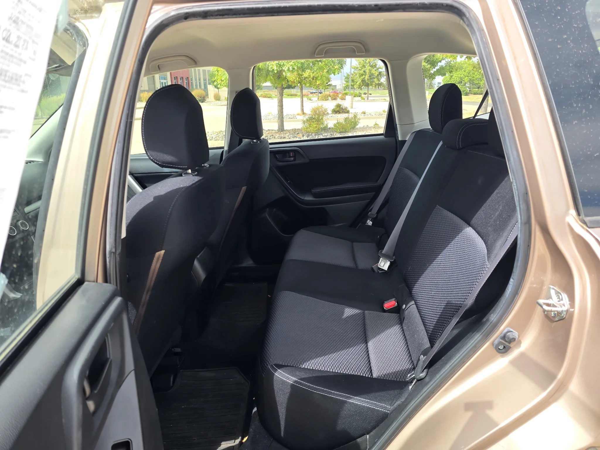 Used 2014 Burnished Bronze Metallic Subaru 2.5i image 15