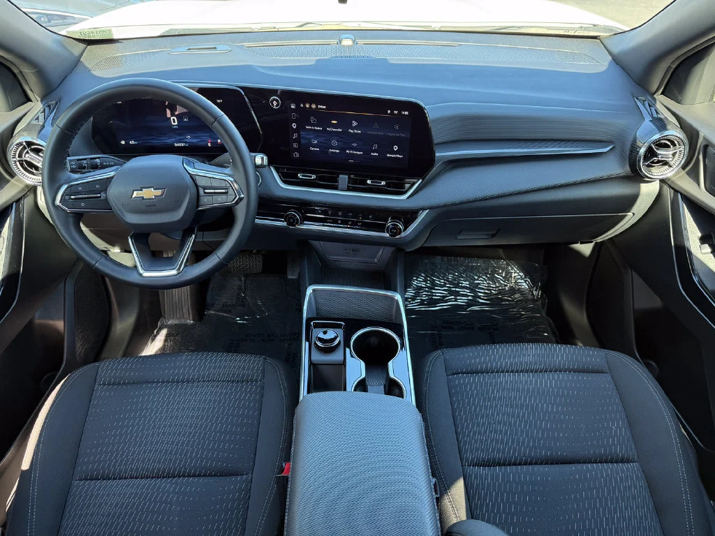 Used 2026 Summit White Chevrolet LT image 20