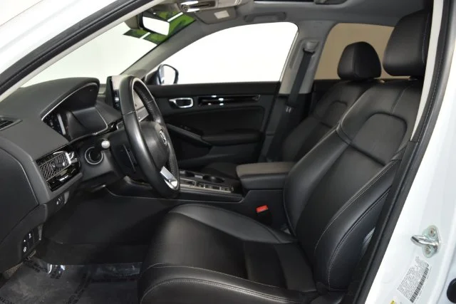 Used 2023  Honda Touring image 14