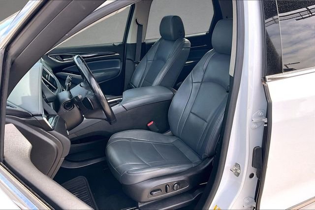 Used 2019 White Buick Essence image 24
