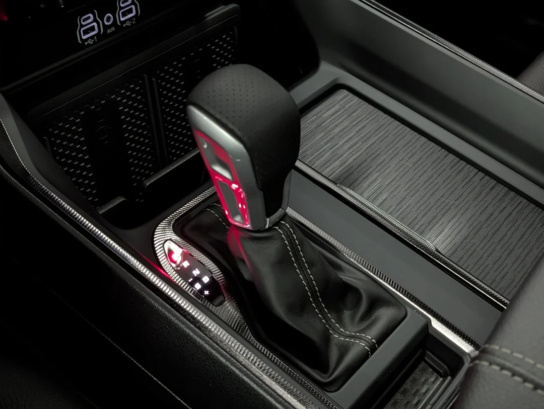 New 2027 Silver RAM Rebel - - Rebel X Pkg - Level 2 Grp - Pano Sunroof - Harman/Kardon Audio & More! image 21