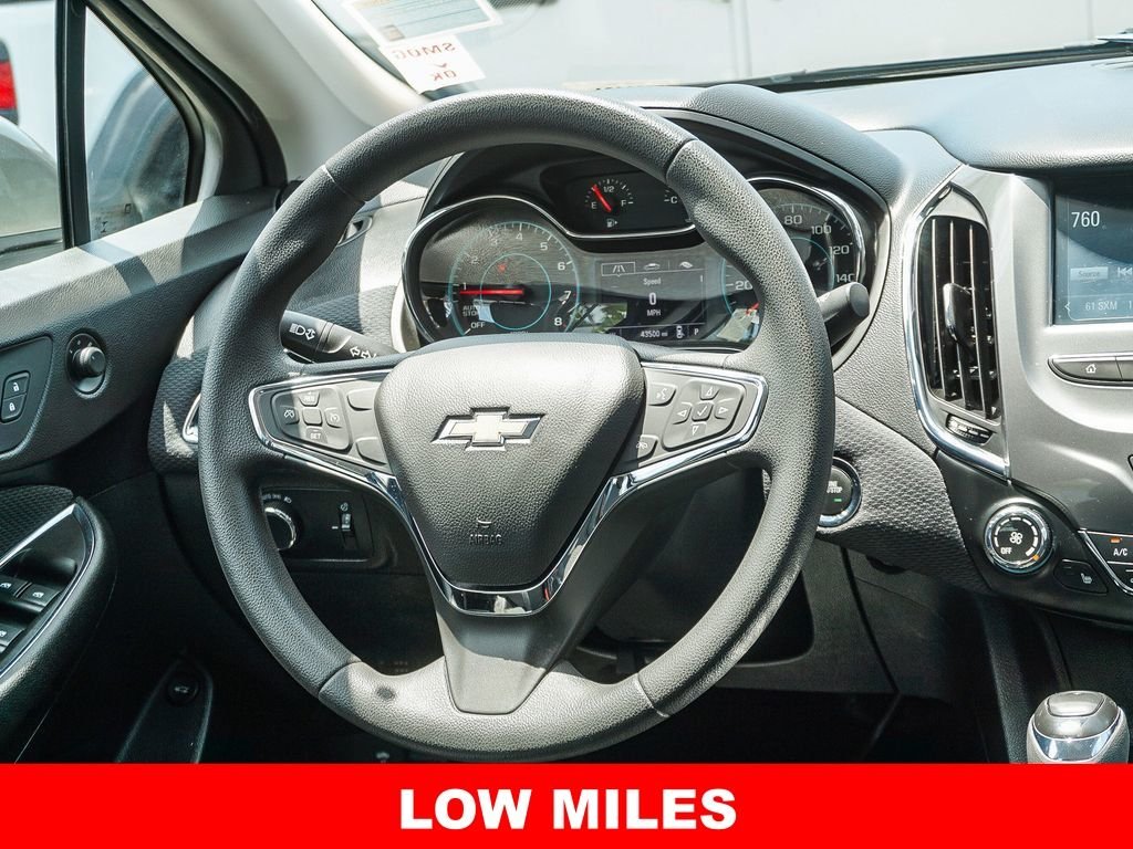 Used 2018 Gray Chevrolet LT image 15
