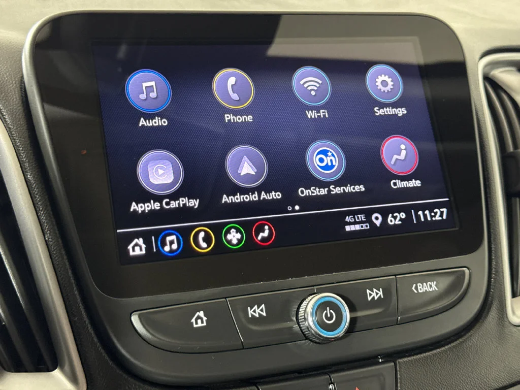 Used 2025 Gray Chevrolet LT image 19