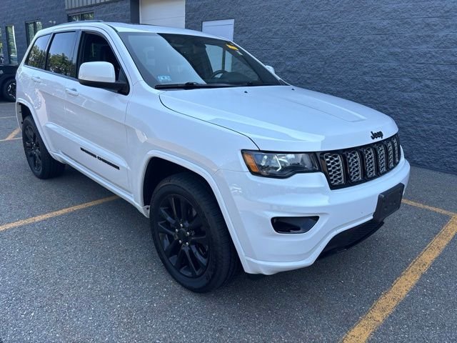 Used 2022 White Jeep Laredo X image 1
