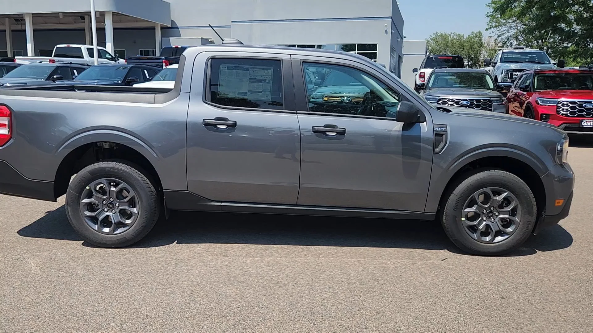 New 2026 Carbonized Gray Metallic Ford XLT image 12