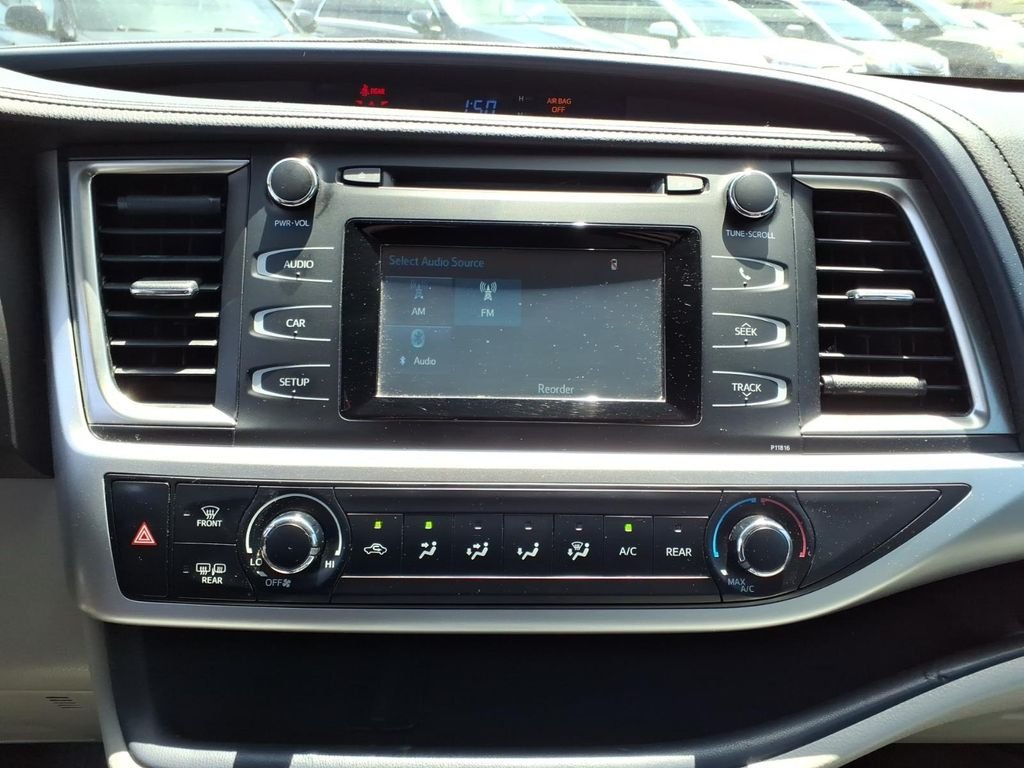 Used 2019 Celestial Silver Metallic Toyota LE image 12