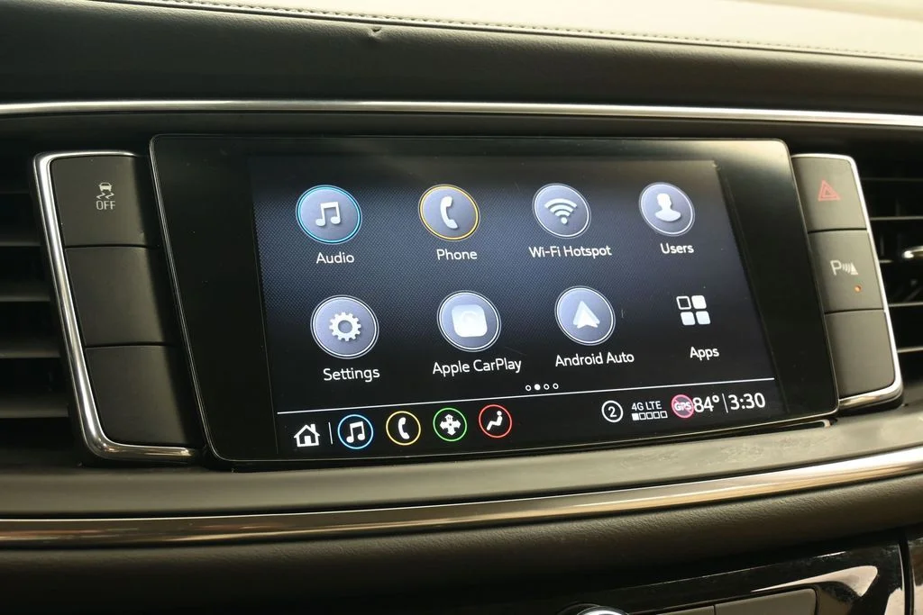 Used 2020 Red Quartz Tintcoat Buick Essence image 18