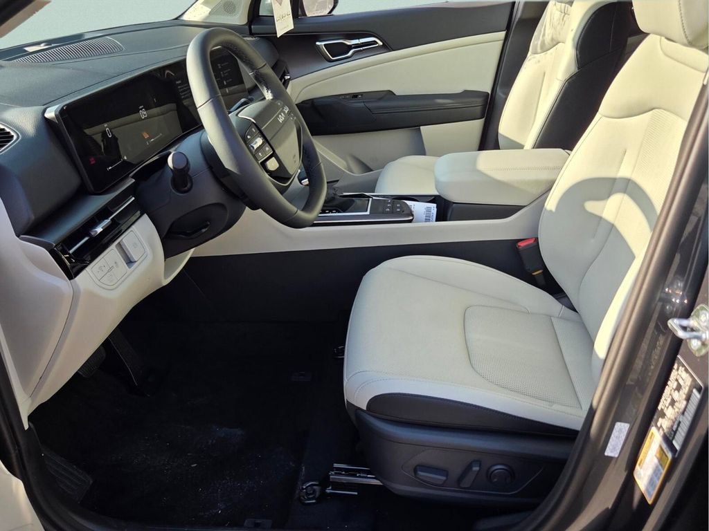New 2026 Gravity Gray Kia EX image 10