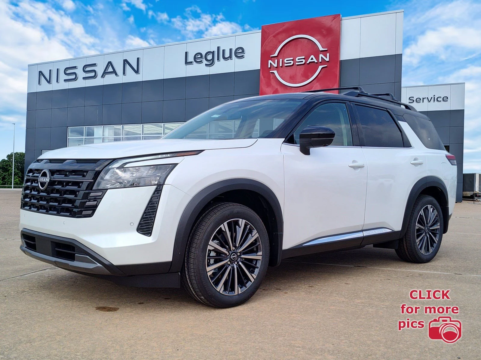 2026 Nissan Pathfinder Platinum