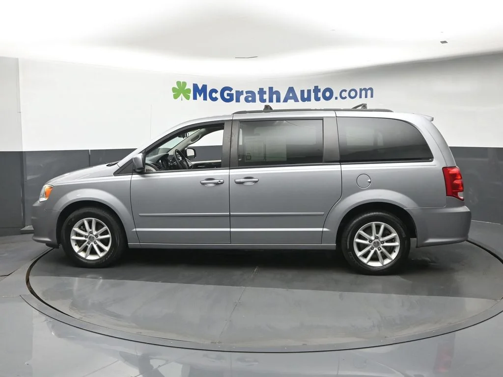 Used 2014 Silver Dodge SXT image 24