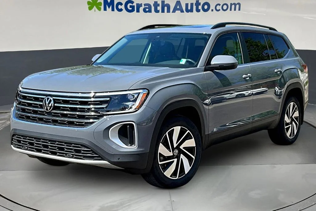 New 2026 Gray Volkswagen 2.0T SE w/Technology image 2