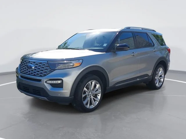 Used 2022 Silver Ford Platinum image 7