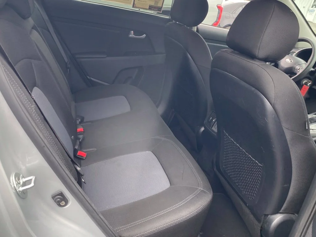 Used 2015 Silver Kia LX image 12