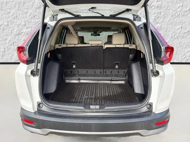 Used 2021 Platinum White Pearl Honda Touring image 11