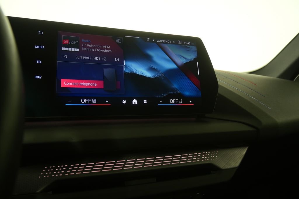 2025 BMW 2 Series M235 - Photo 21