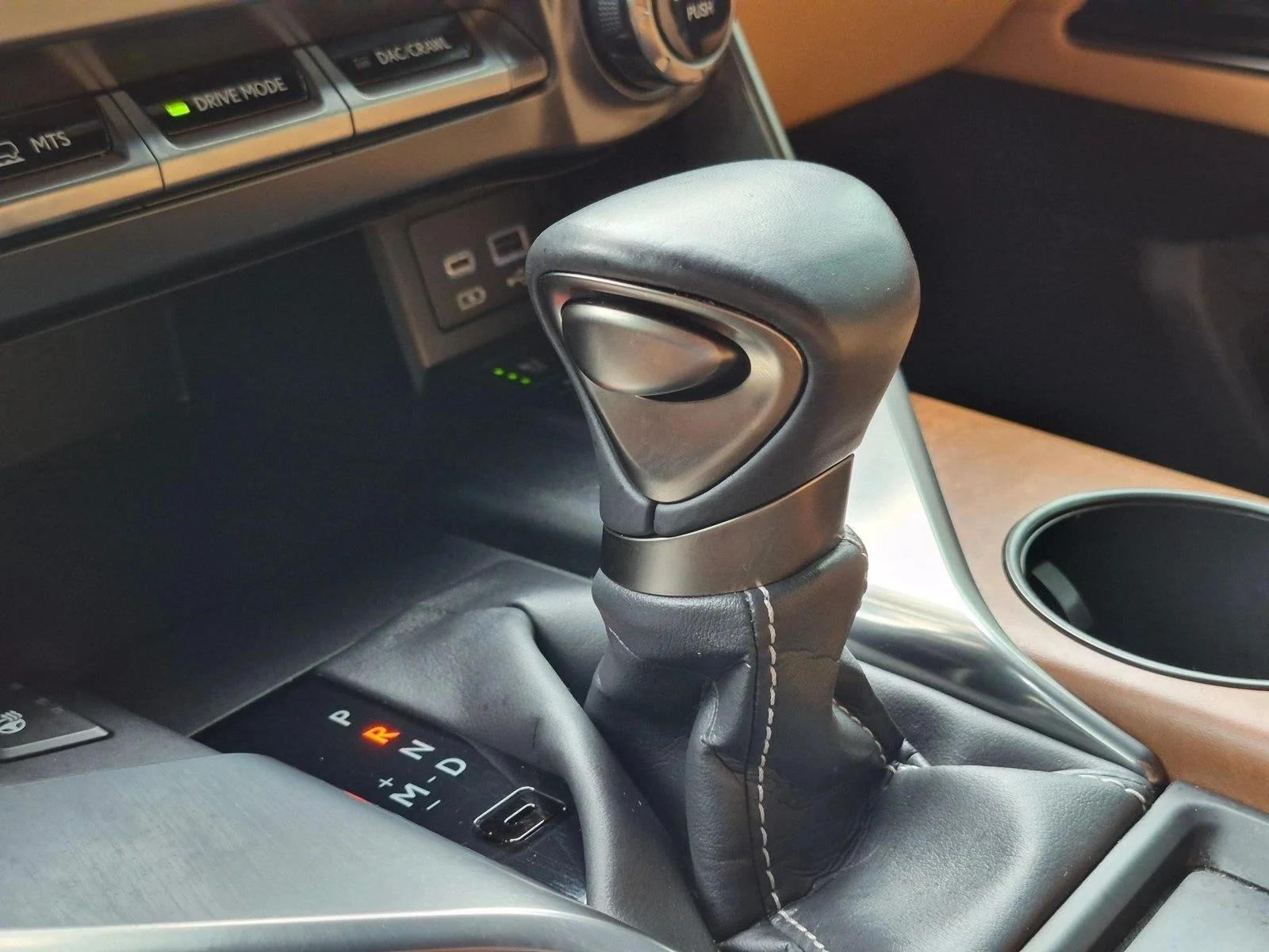 Certified Used 2024 Eminent White Pearl Lexus LX 600 Premium image 14