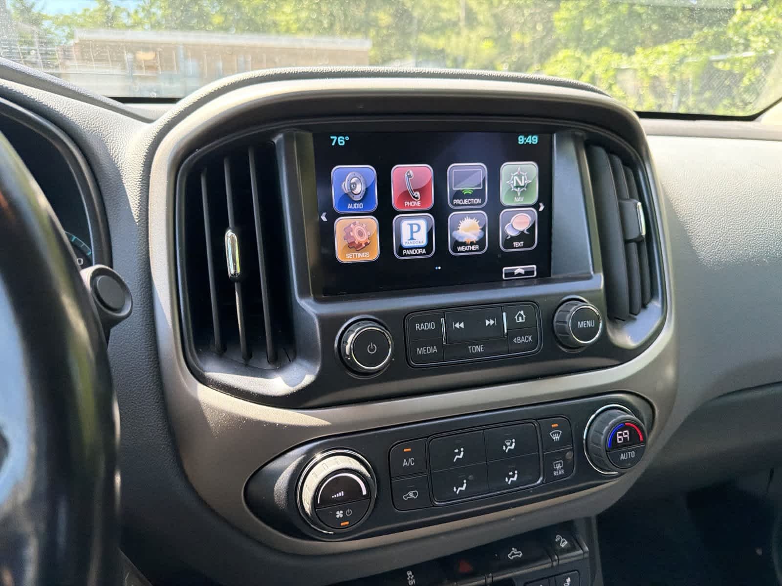 Used 2016 Black Chevrolet 4WD Z71 image 13