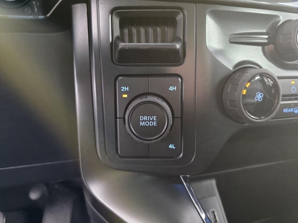 2025 Ford F-150 STX - Photo 36